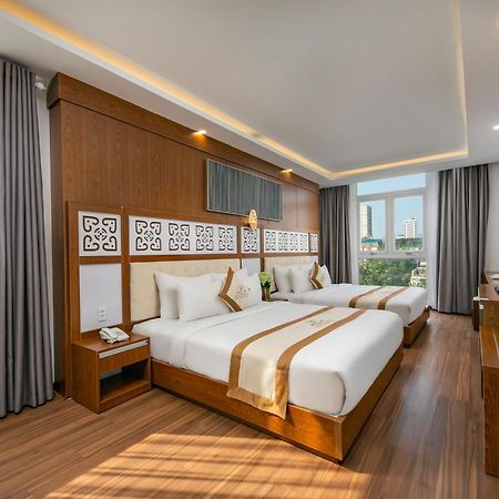 Prague Da Nang Beach Hotel Exterior photo