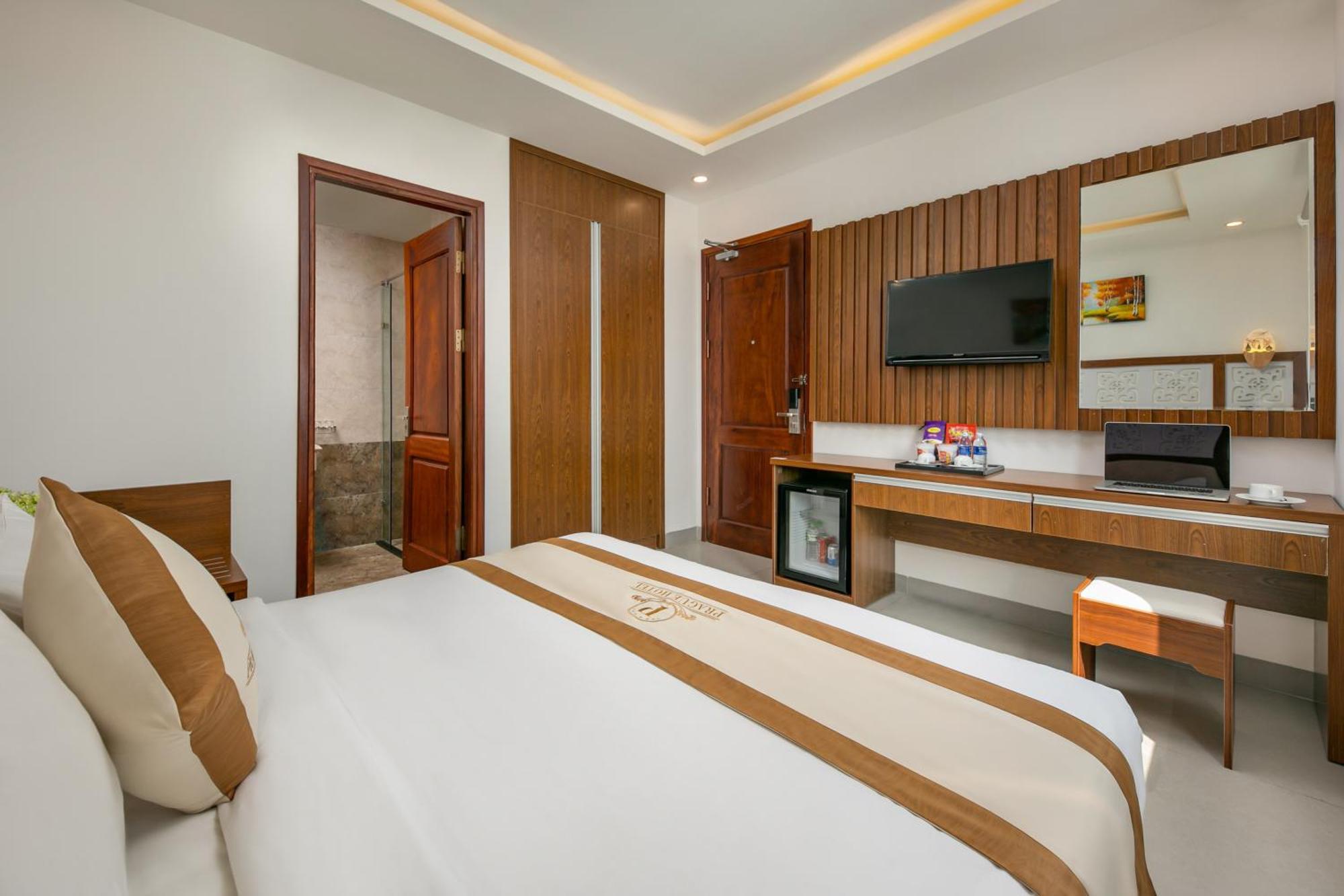 Prague Da Nang Beach Hotel Exterior photo