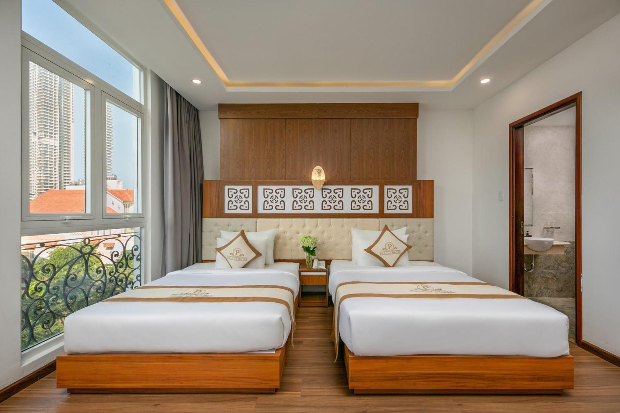 Prague Da Nang Beach Hotel Exterior photo
