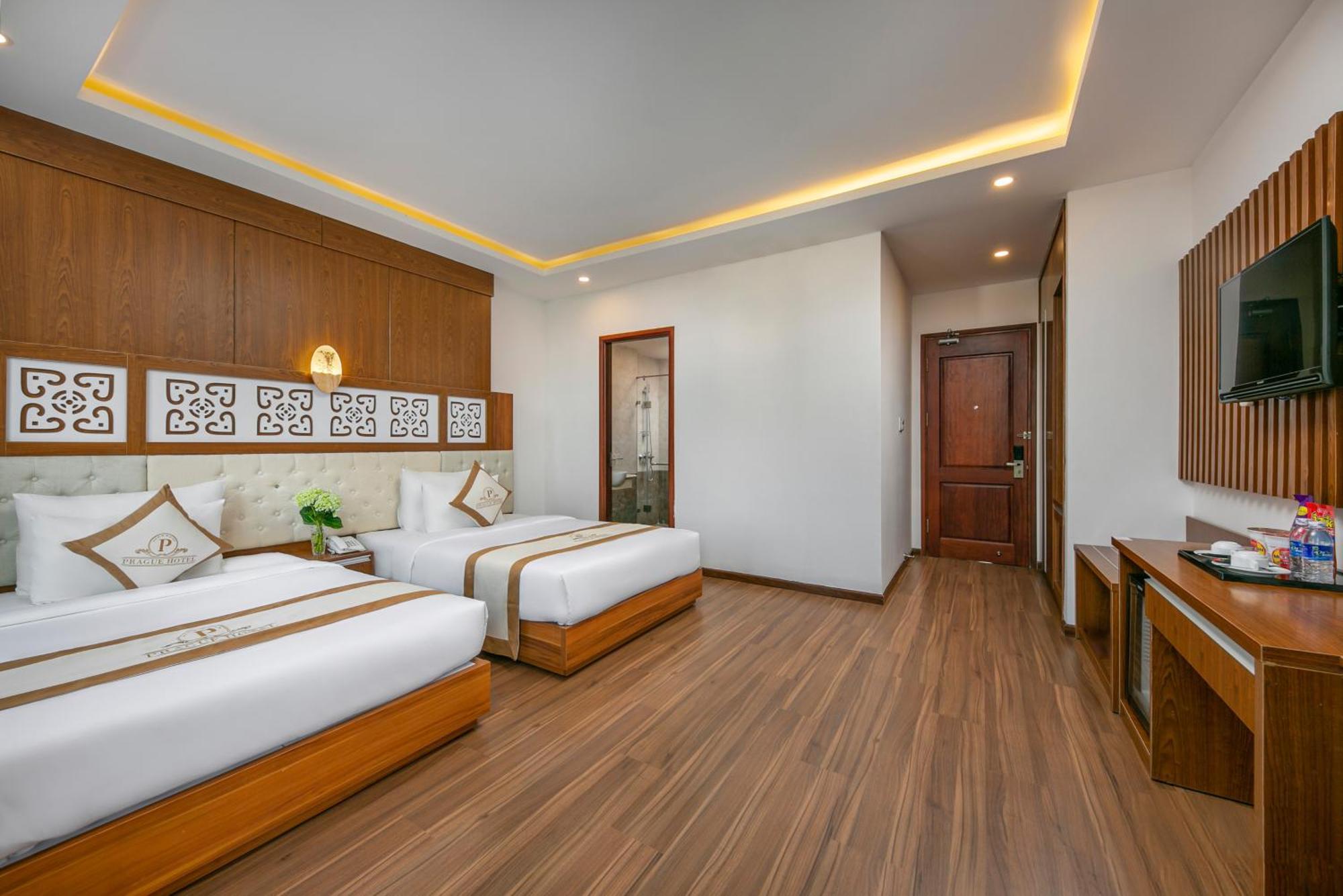 Prague Da Nang Beach Hotel Exterior photo